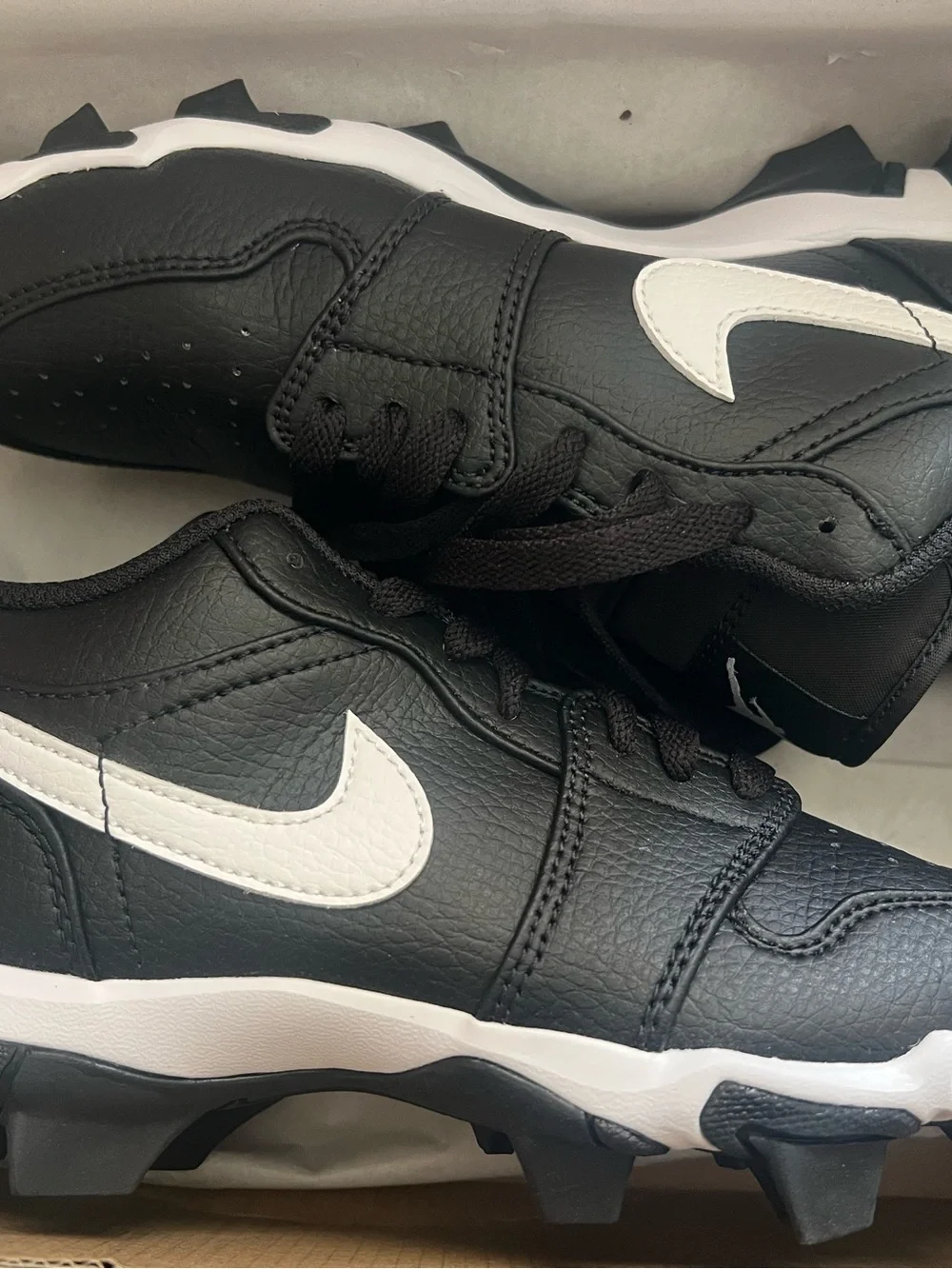 Jordan 1 Low Youth Cleat - Black/White